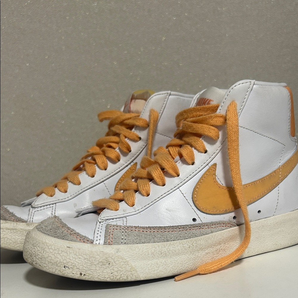 Nike Blazers Orange